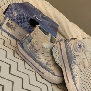 Converse shoe infant size 4
